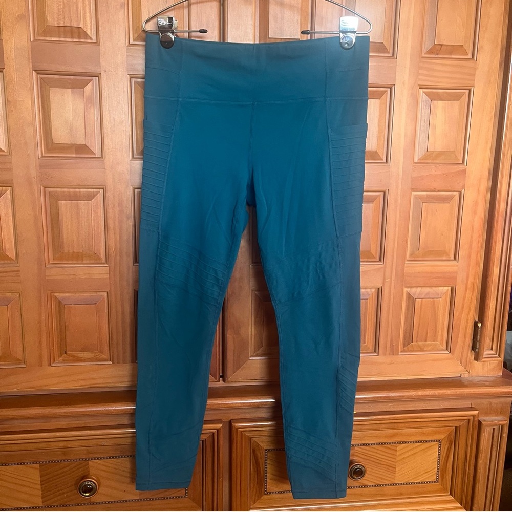 Athleta Leggings !